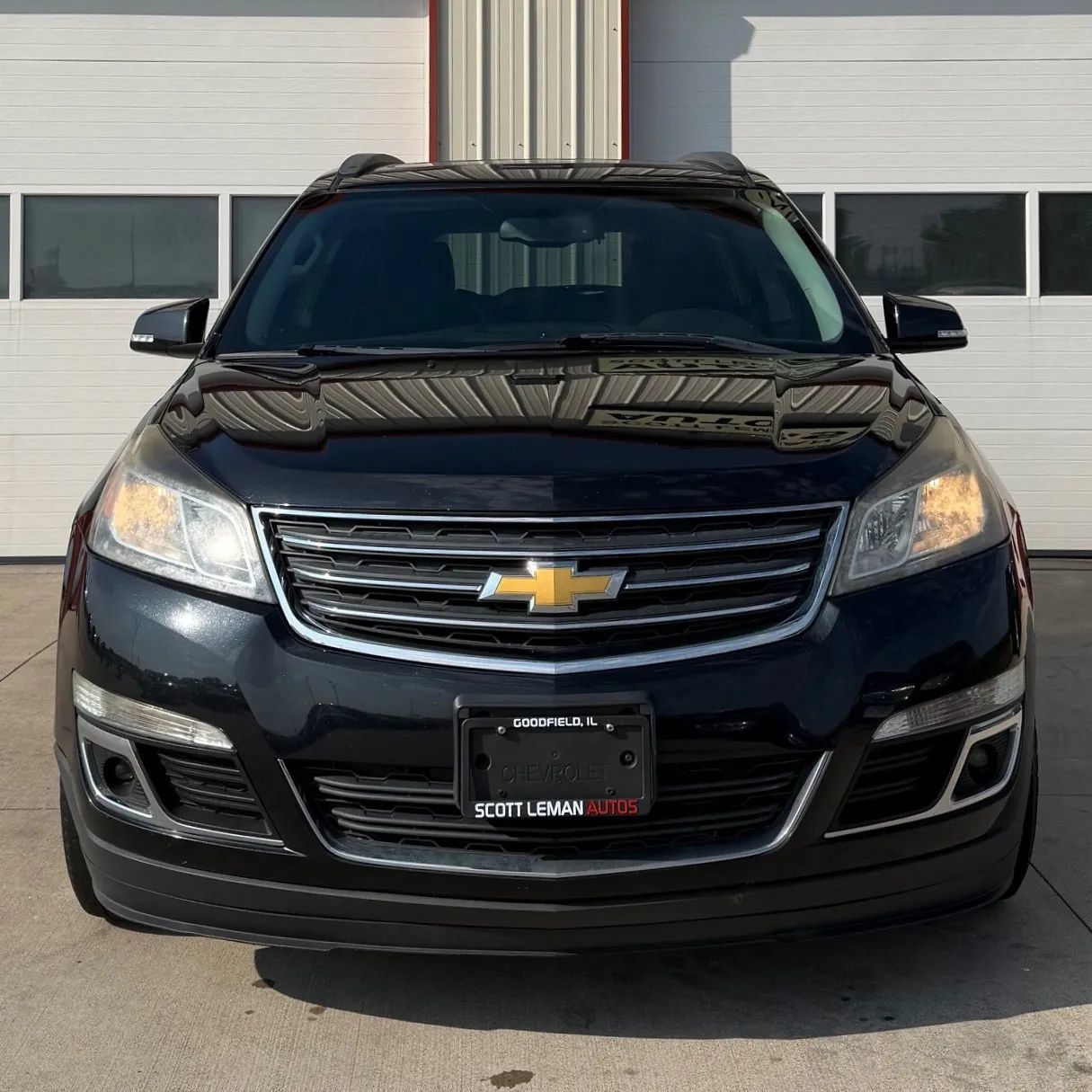 Used 2014 Chevrolet Traverse LT FWD image 2