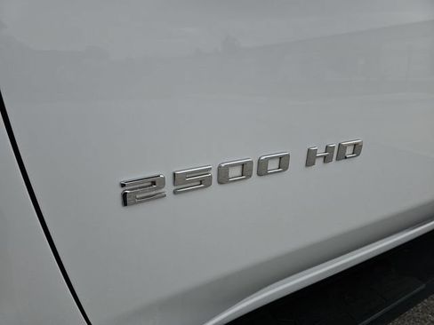 Used 2025 Chevrolet Silverado 2500 Custom w/ Custom Convenience Package AWD/4WD image 31