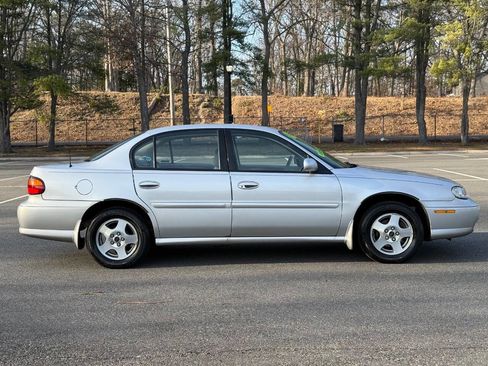 Used 2002 Chevrolet Malibu LS image 4