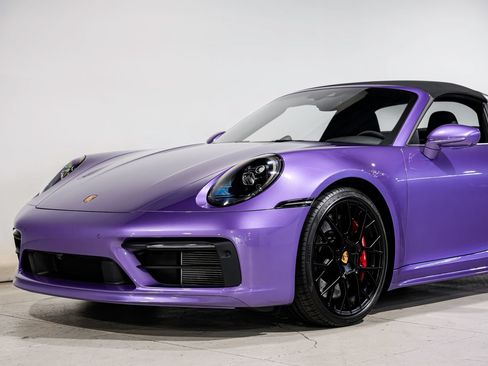 Used 2024 Porsche 911 Targa 4 GTS AWD/4WD image 33