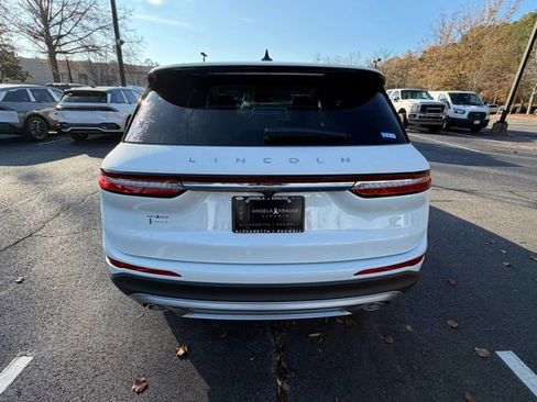 New 2026 Lincoln Corsair Reserve image 8