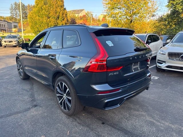 Used 2024 Volvo XC60 B5 Plus w/ Climate Package AWD/4WD image 3
