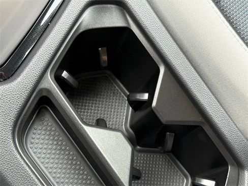 Certified 2025 Volkswagen Taos S image 31