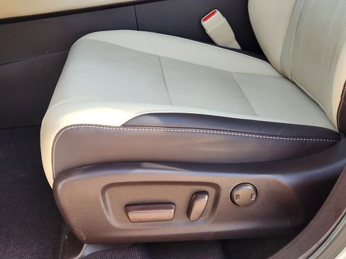 Used 2017 Lexus RX 350 FWD w/ Premium Package image 33