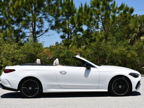 Used 2026 Mercedes-Benz CLE 450 4MATIC Cabriolet image 44