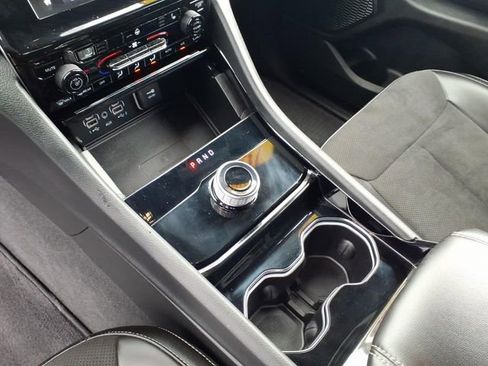 Used 2023 Jeep Grand Cherokee Altitude image 23