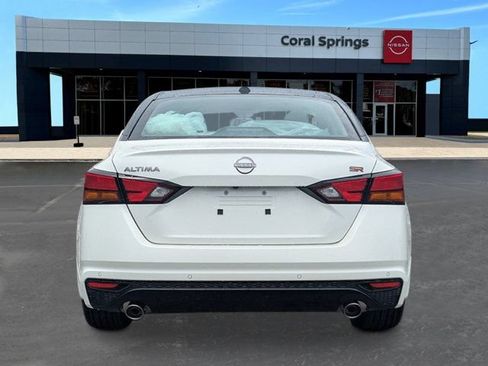 New 2026 Nissan Altima 2.5 SR FWD image 4