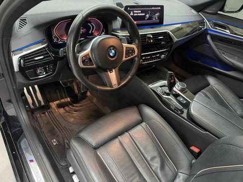 Used 2020 BMW M550i xDrive AWD/4WD image 9