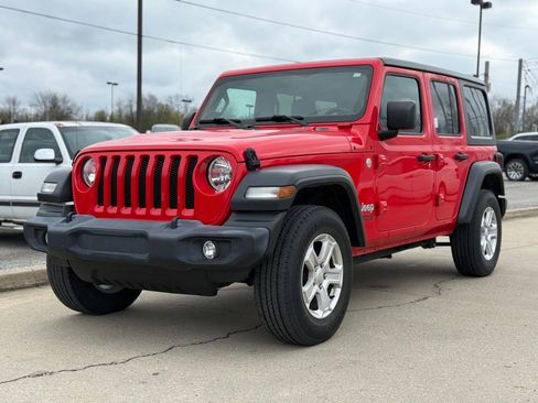 Used 2021 Jeep Wrangler Unlimited Sport image 2