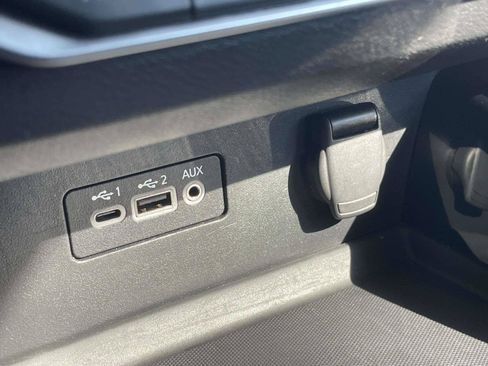 Used 2024 Nissan Altima 2.5 SV FWD image 28