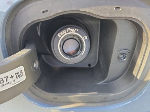 Used 2025 Ford Escape Active w/ Cold Weather Package image 10