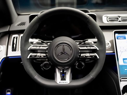 Used 2025 Mercedes-Benz S 63 AMG S image 47