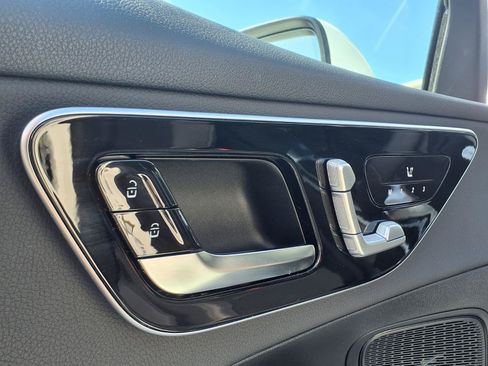 Used 2026 Mercedes-Benz GLC 300 4MATIC image 19