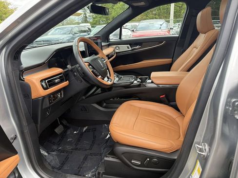 Certified 2023 Lincoln Nautilus Black Label AWD/4WD image 11