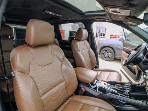 Used 2022 Kia Telluride SX w/ SX Prestige Package image 22