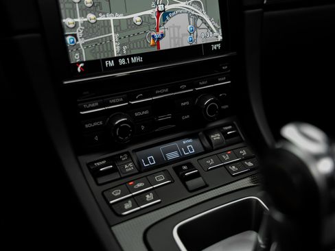 Used 2014 Porsche 911 Turbo S AWD/4WD image 52