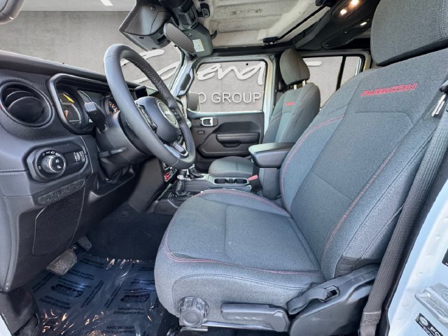 Used 2026 Jeep Gladiator Rubicon AWD/4WD image 19