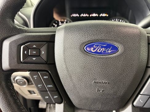Used 2016 Ford F150 XLT w/ Equipment Group 302A Luxury AWD/4WD image 22