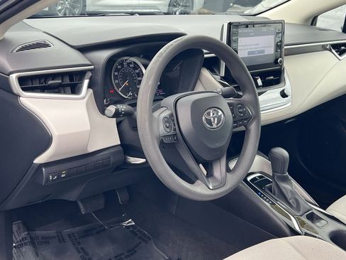 Used 2020 Toyota Corolla LE image 14