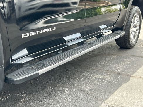 Used 2020 GMC Sierra 1500 Denali AWD/4WD image 14