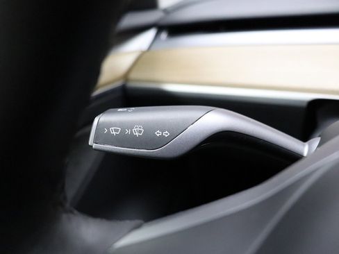 Used 2022 Tesla Model 3 Standard Range image 50