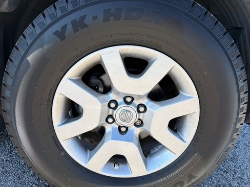 Used 2010 Nissan Xterra SE image 19