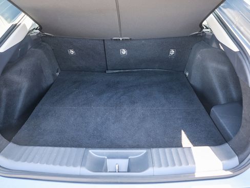 Used 2024 Toyota Prius XLE FWD image 28