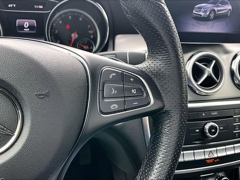 Certified 2019 Mercedes-Benz GLA 250 4MATIC image 15