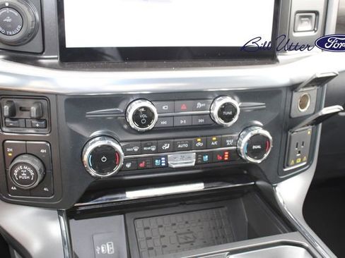 New 2025 Ford F150 Lariat w/ Equipment Group 502A High image 15