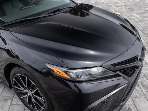 Used 2023 Toyota Camry SE FWD image 10