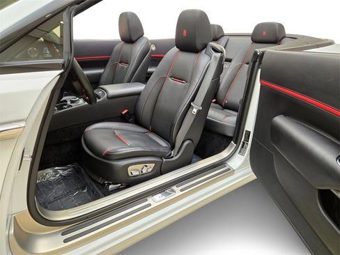 Certified 2020 Rolls-Royce Dawn image 12