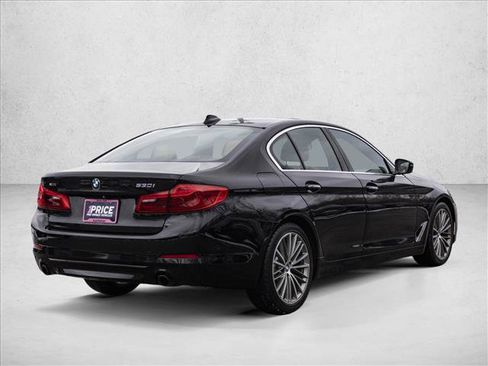 Used 2017 BMW 530i xDrive image 5