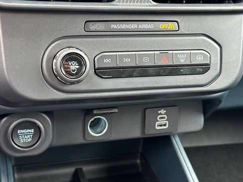 New 2025 Ford Maverick XLT w/ XLT Luxury Package image 18