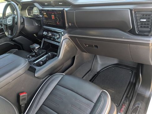 Used 2024 GMC Sierra 1500 AT4X image 22