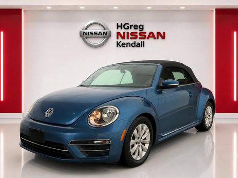 Used 2019 Volkswagen Beetle 2.0T S FWD image 3
