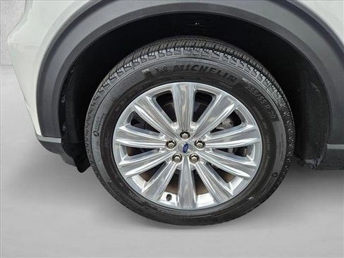 Used 2023 Ford Explorer Limited w/ Equipment Group 301A image 24