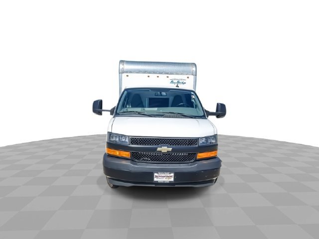 Used 2022 Chevrolet Express 3500 w/ Driver Convenience Package RWD image 3
