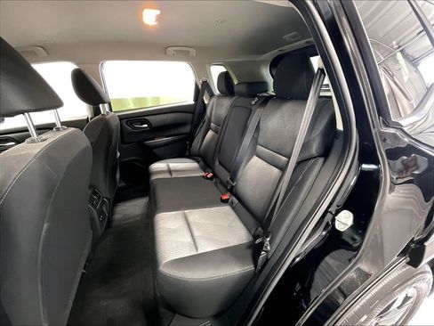 Used 2024 Nissan Rogue SV AWD/4WD image 15