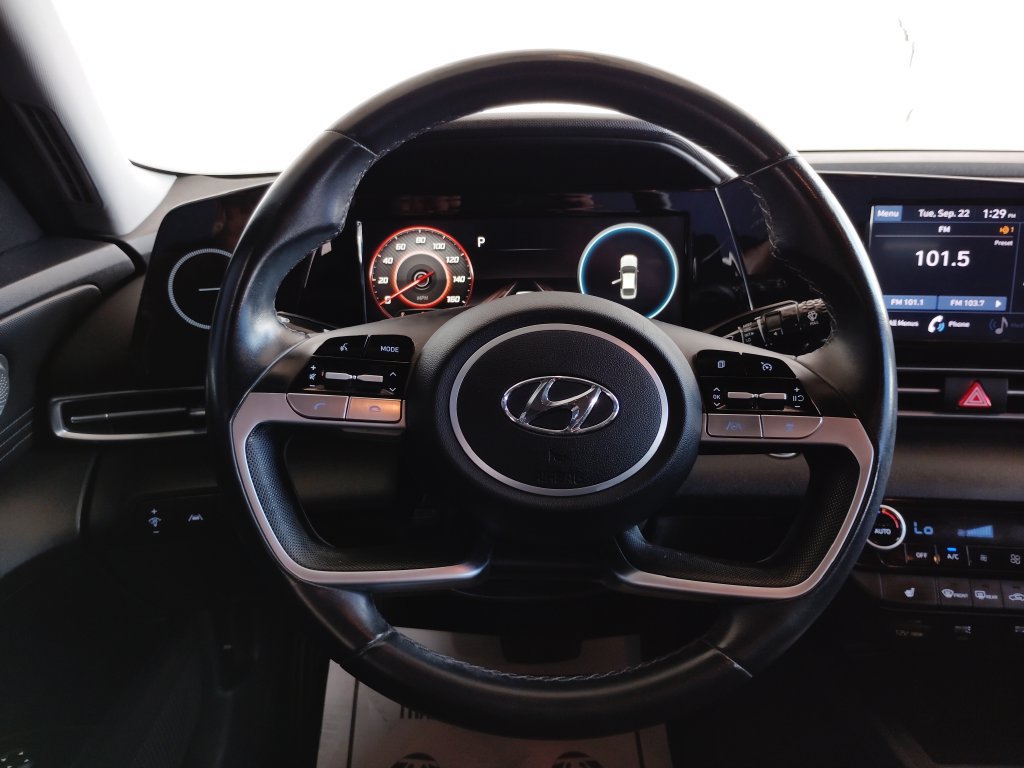 Used 2021 Hyundai Elantra SEL w/ Convenience Package FWD image 25