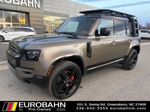 Used 2024 Land Rover Defender 110 X-Dynamic SE image 28