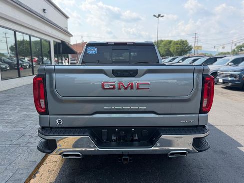 Used 2023 GMC Sierra 1500 SLT w/ SLT Premium Plus Package AWD/4WD image 8