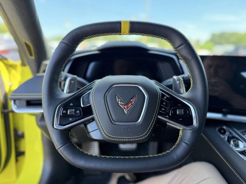 Used 2023 Chevrolet Corvette Stingray Premium Cpe w/ Z51 Performance Package RWD image 15