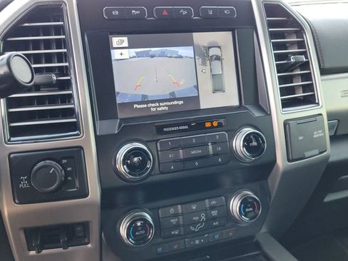 Used 2019 Ford F350 Platinum w/ Platinum Ultimate Package AWD/4WD image 18