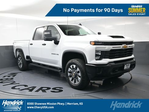 Used 2024 Chevrolet Silverado 2500 Custom w/ Custom Convenience Package AWD/4WD image 1