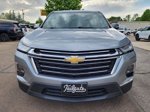 Used 2023 Chevrolet Traverse LT w/ LPO, Cargo Package AWD/4WD image 3