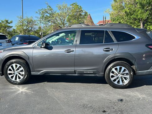 Certified 2024 Subaru Outback Premium AWD/4WD image 9