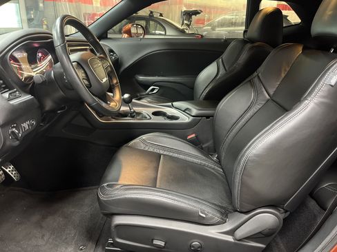 Used 2022 Dodge Challenger R/T image 16