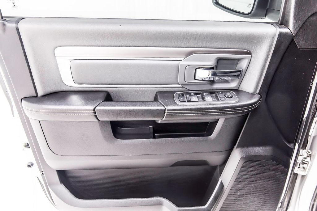 Used 2022 RAM 1500 Classic SLT RWD image 24