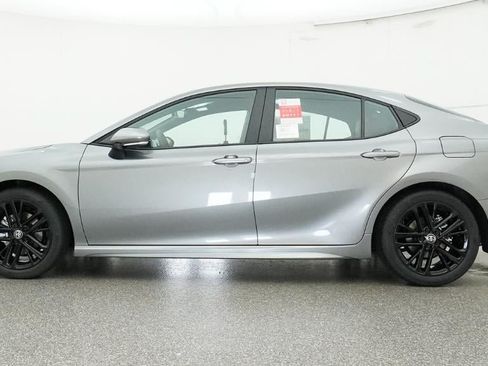 New 2026 Toyota Camry SE FWD image 38