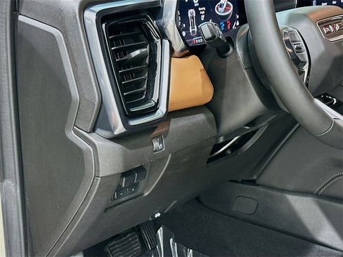 Certified 2024 GMC Canyon AT4 w/ Technology Package image 10